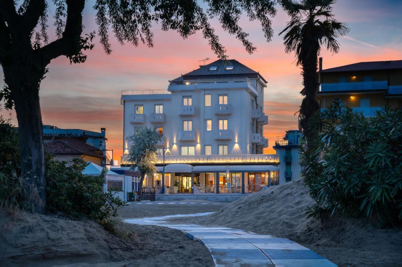 Hotel Delfino Caorle Luaran gambar