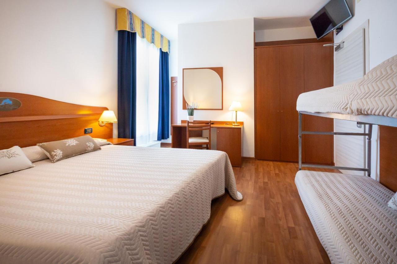 Hotel Delfino Caorle Luaran gambar