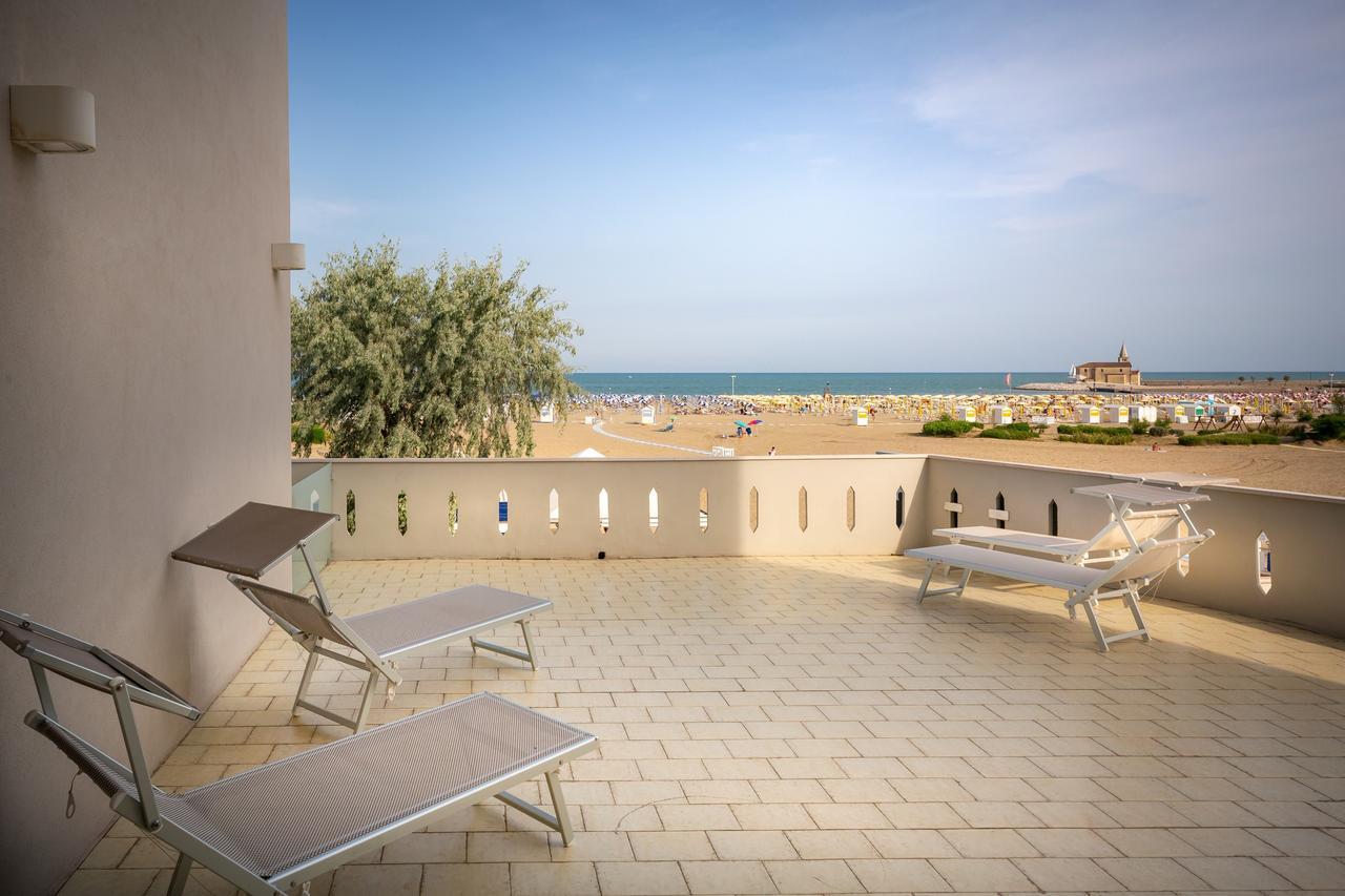 Hotel Delfino Caorle Luaran gambar