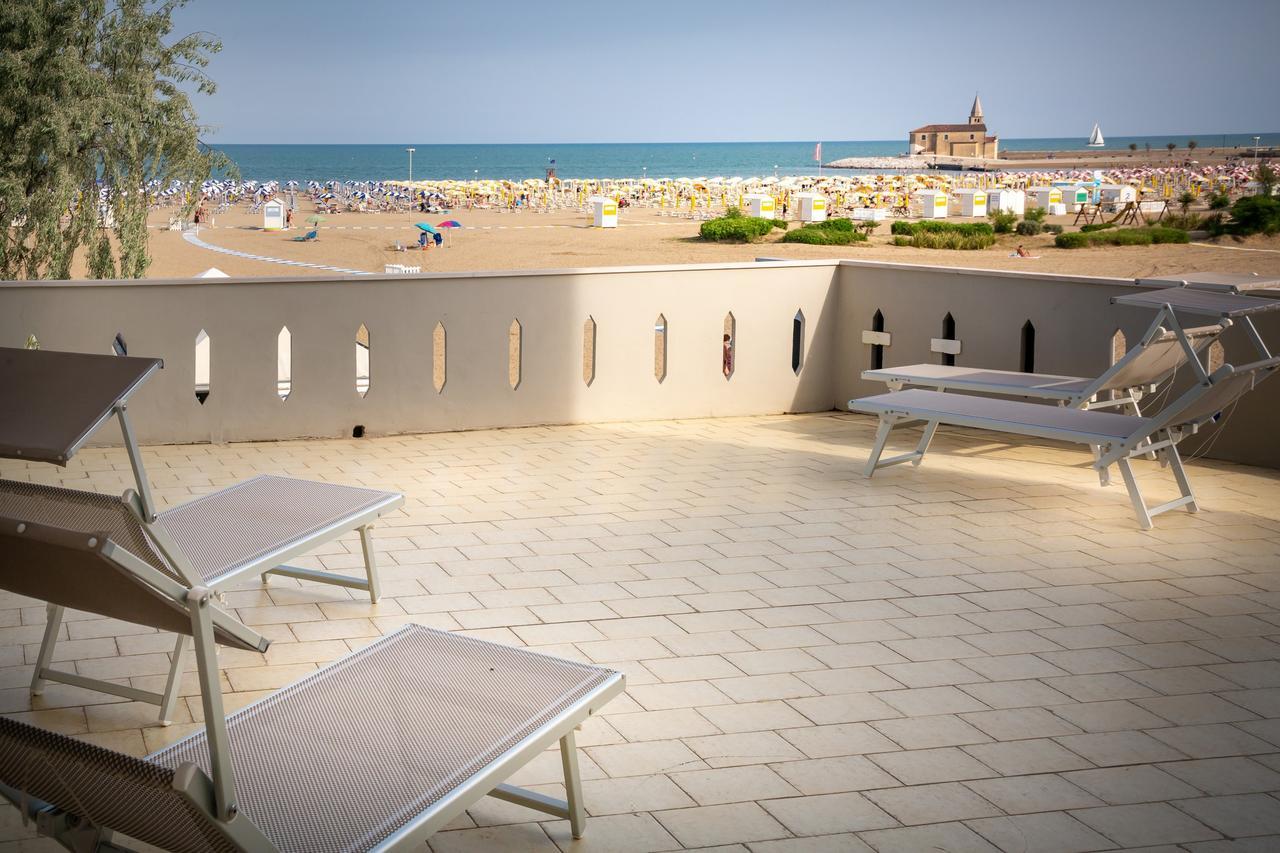 Hotel Delfino Caorle Luaran gambar
